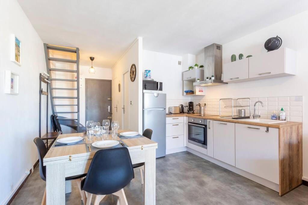 Chez Audrey - Agreable Appartement Duplex Climatise Et Convivial Le Grau-du-Roi Zewnętrze zdjęcie